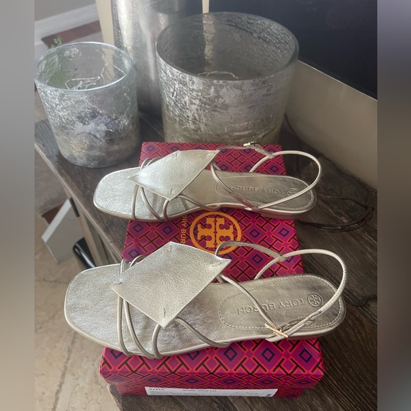 Tory Burch Women's size 9 Gold Diamond Patch ankle strap Sandal NIB NEW - Picture 6 of 10